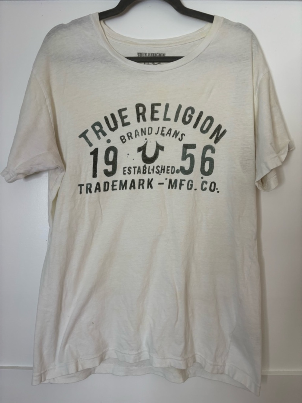 True Religion Men's Cream Graphic Logo Tee size large